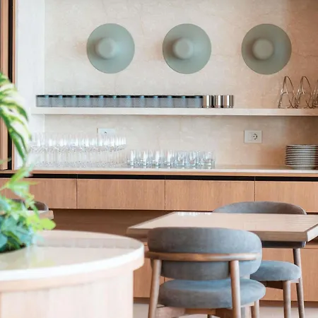 Hotel Coast Mgallery Collection