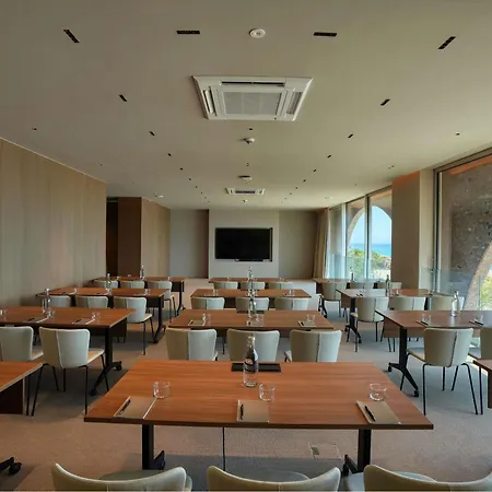 Coast Mgallery Collection 5* Vlorë