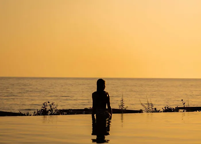 Coast Mgallery Collection Hotel