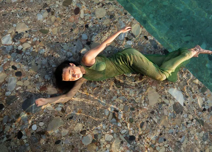 Coast Mgallery Collection מלון