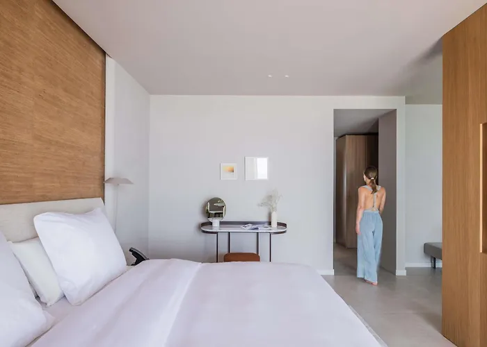 Otel Coast Mgallery Collection